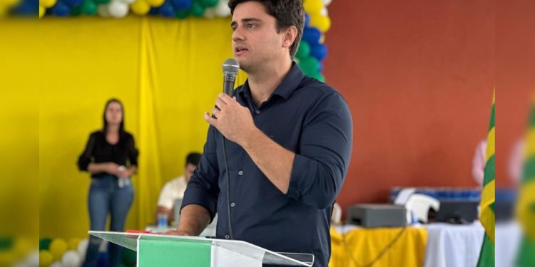 Prefeito de Luziânia é condenado em R$ 20 mil por propaganda irregular