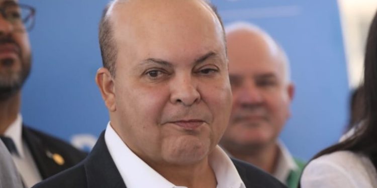 Ibaneis entrega obras de infraestrutura no Itapoã