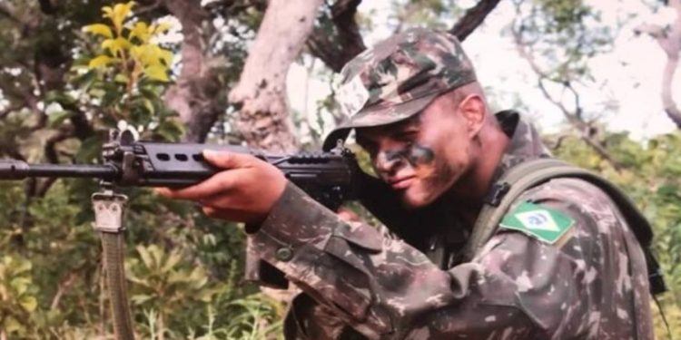 Justiça do DF mantém prisão de soldado que matou cabo do Exército