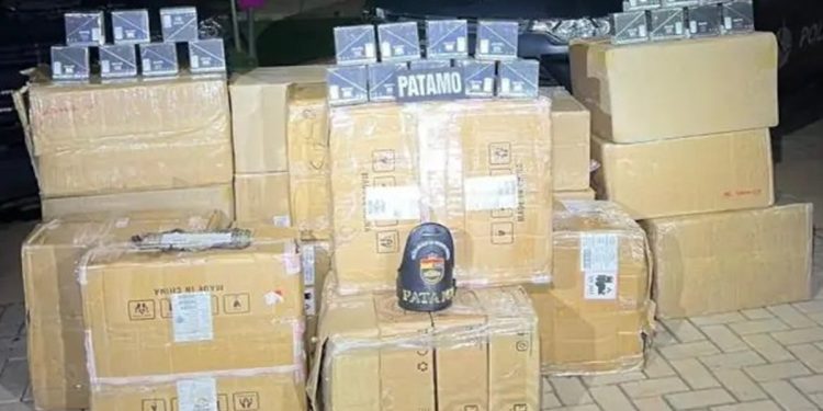 Homem é preso com 7,5 mil cigarros eletrônicos contrabandeados no DF