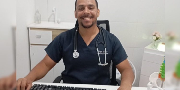 Saiba quem é o fonoaudiólogo preso por estuprar criança autista no DF