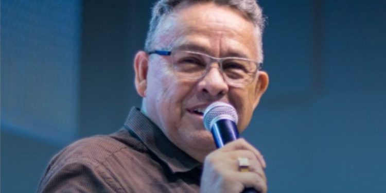 Pai de “serial estuprador”, pastor deixou igreja com dívida de 1,8 milhão