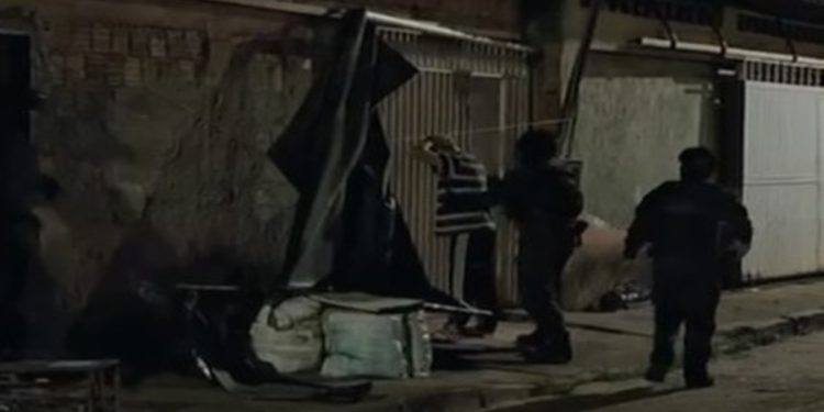 Família do crime monta esquema de vigia para traficar em casa no DF. Veja vídeo