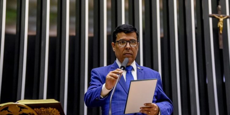 Morte de ex-deputado Paulo Fernando causa comoção. Veja repercussão