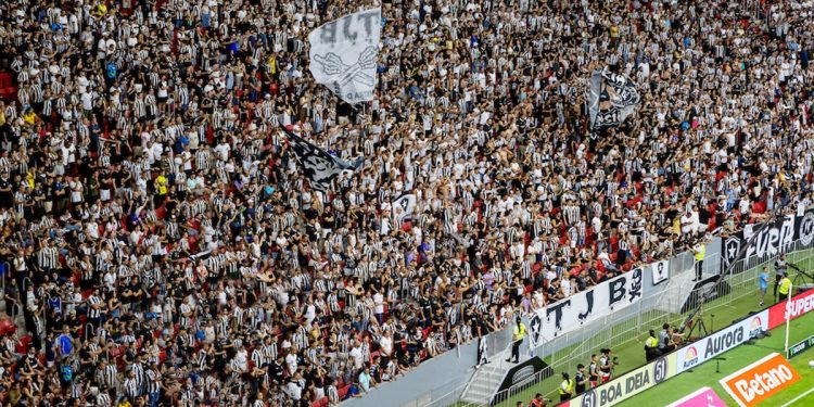 Metrópoles Sports: Botafogo x Internacional arrecada 4 toneladas de alimentos