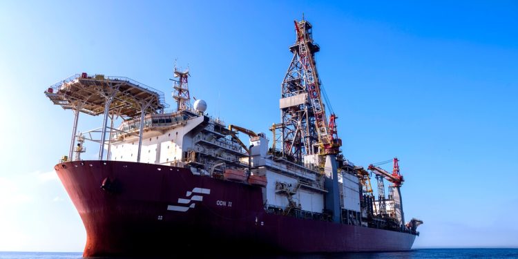 Fundo de transição energética atrasa enquanto petróleo gera alerta na Amazônia