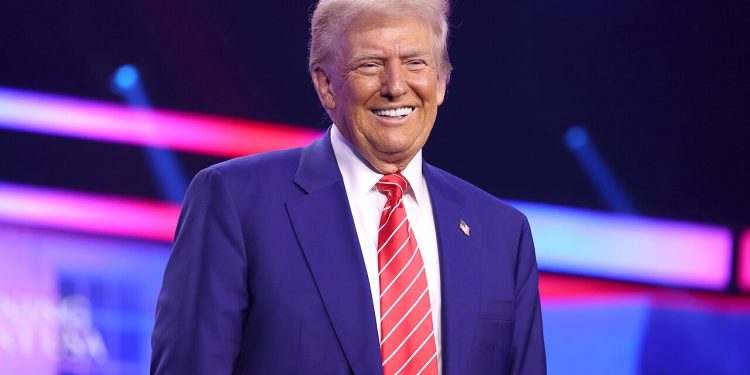 É assim que Trump está pagando os milhões recebidos de presente das Big Techs