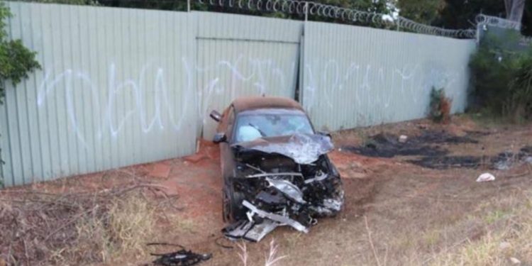 Veja como ficou BMW envolvida em racha de jovens no Lago Sul