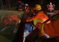 Bombeiros resgatam motorista preso em carro após acidente no DF