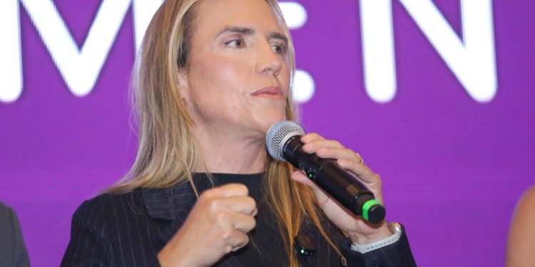 Celina Leão diz que BRB “vai voltar à vocação de cuidar das pessoas”