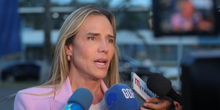 Celina sobre adesão do DF à MP do diesel: “Estratégia importante”