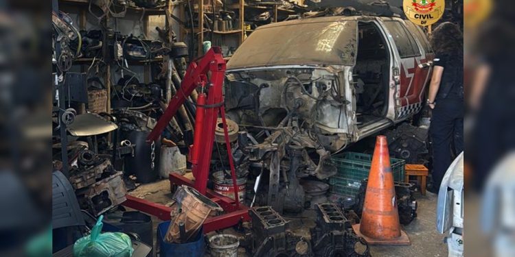 Lojas revendiam peças de carros roubados no DF e são alvo da polícia