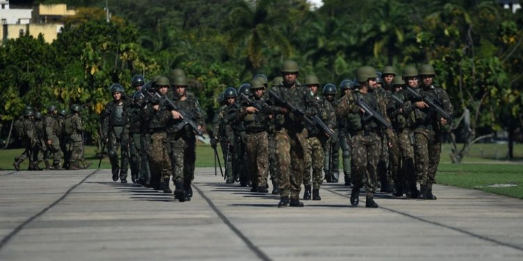 Exército abre inscrições de concurso com 1,1 mil vagas de nível médio