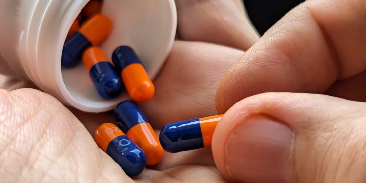 Remédios para Alzheimer podem não trazer benefício relevante. Entenda