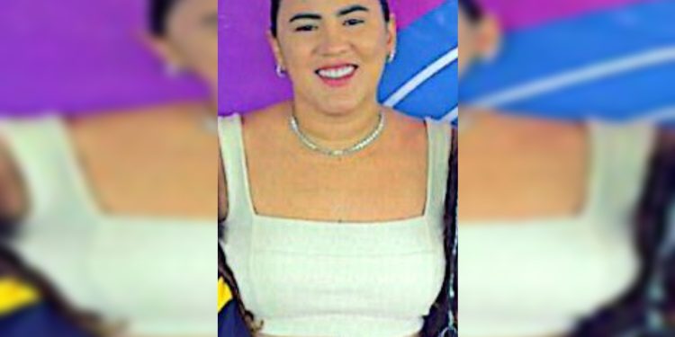 Grupo faz campana na porta da Colmeia para pegar falsa milionária da porrada