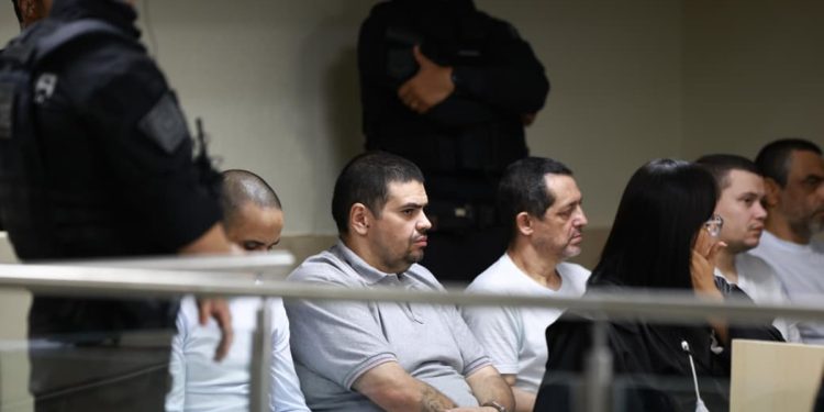 “Fiquei desnorteado”, diz pai e avô de vítimas de chacina durante julgamento