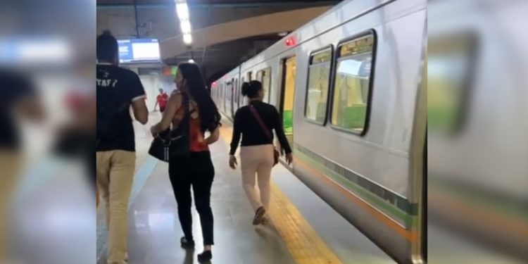 Metrô do DF registra pane e fica parado na manhã deste sábado (11/4). Veja vídeo