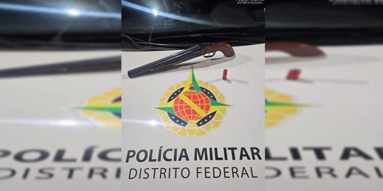 Dupla é presa após invadir casas para tentar roubá-las, em Taguatinga