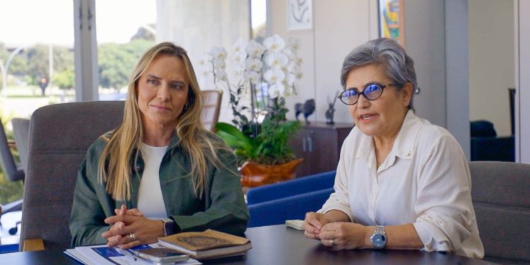 GDF suspende mudança no cálculo do salário de professores temporários