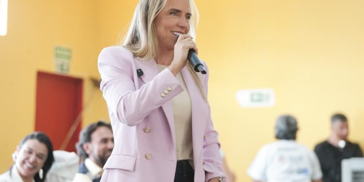 Celina pede a ministro garantia da União para empréstimo de R$ 6,6 bilhões ao BRB. Veja ofício