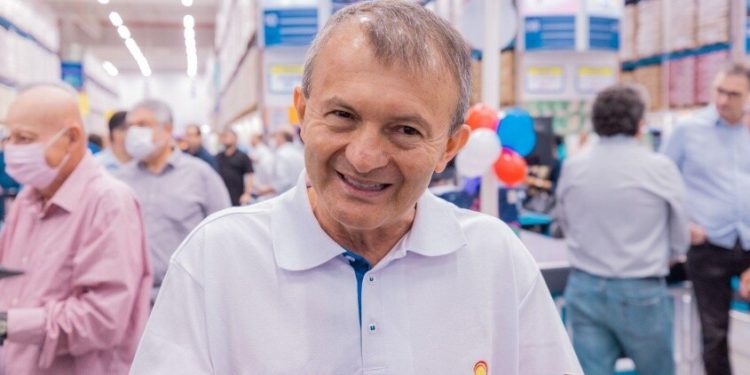Bilionário da maior rede de supermercados do NE expande negócio com generosidade fiscal