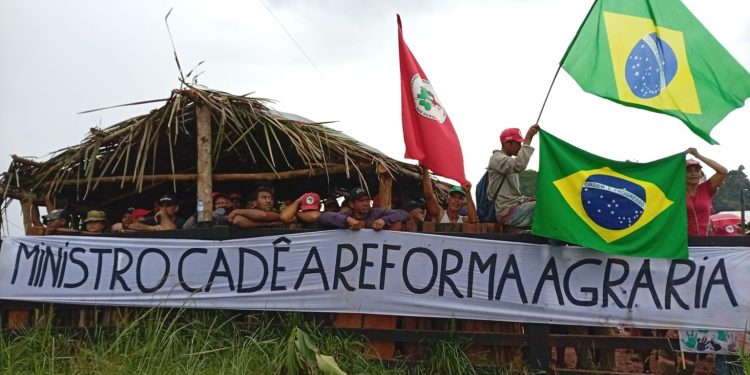 Cadê a reforma agrária? Líder do maior acampamento do país cobra regularização de terras