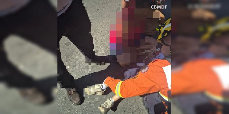 Criança fica ferida após ser atropelada por motociclista no DF