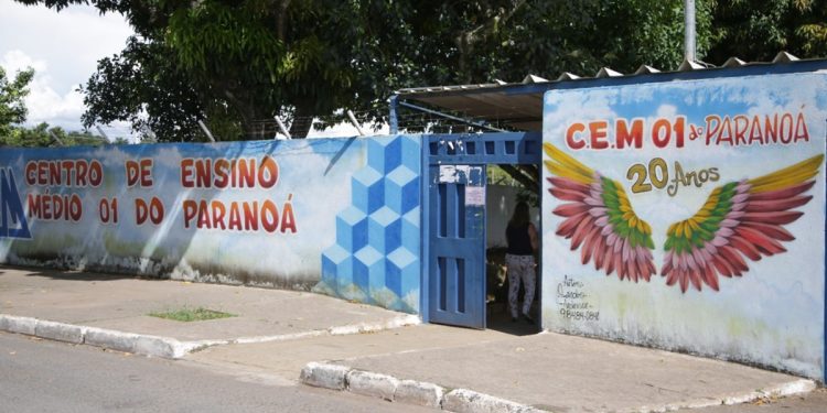 Professor de artes é investigado por chamar estudante de “favelada”