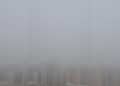 Céu do DF amanhece encoberto por neblina após queda de temperatura