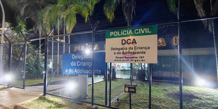 PCDF investiga adolescentes que se diziam neonazistas e ameaçavam colegas em escola