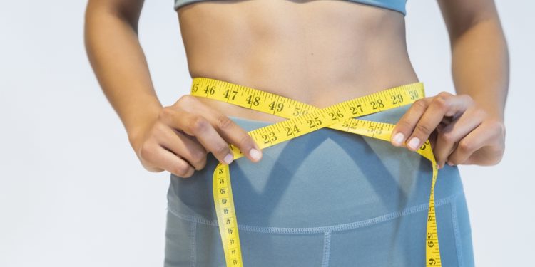 Servidora perde 13kg e é presa após calote em clínica de estética DF