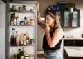 Food noise: conheça fenômeno que faz o cérebro pedir comida sem fome