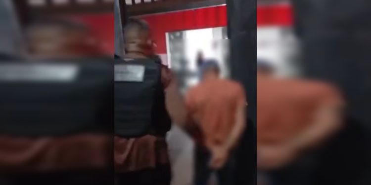 Ameaças e chantagem: homem cria perfil fake para divulgar nudes falsos da ex-mulher