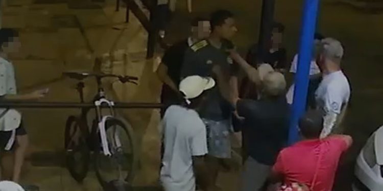 DF: jovem é assassinado com tiro no pescoço em frente a distribuidora