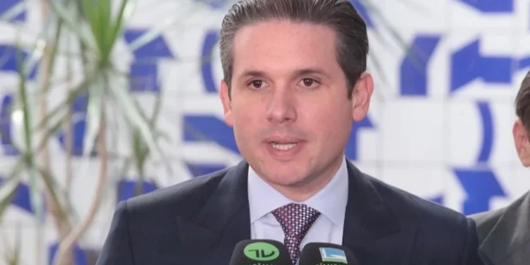 Fim da escala 6×1 avança na Câmara com jornada de 40 horas e transição de um ano