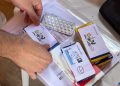 Médico do SUS cria receitas com desenhos e amplia acesso a tratamentos. Veja vídeo