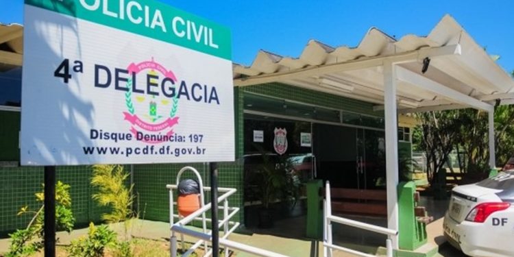 Mãe é presa por abandonar criança autista de 9 anos no Guará