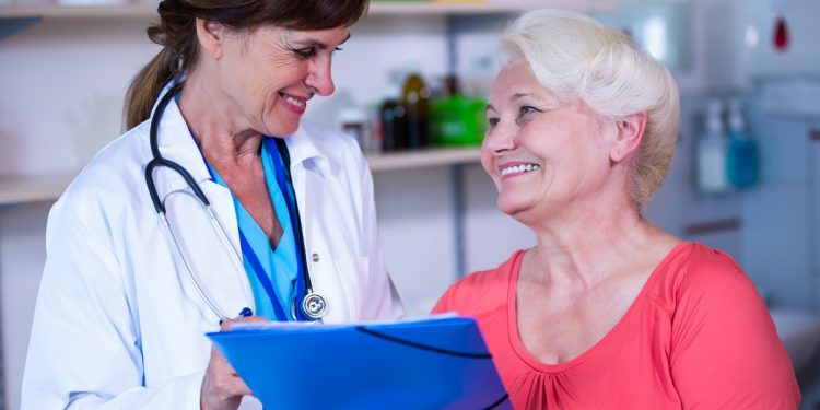 Menopausa: quando a reposição hormonal não é indicada e o que fazer