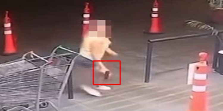 Treta em banheiro: mulher pega arma de marido CAC e ameaça donos de bar. Veja vídeo