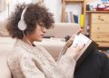 Saiba se ouvir música ao estudar ajuda ou atrapalha a concentração