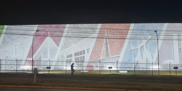 Arquivo Público do DF ganha mural artístico com monumentos de Brasília