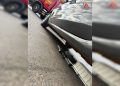 Colisão entre carro e patinete elétrico deixa uma pessoa ferida
