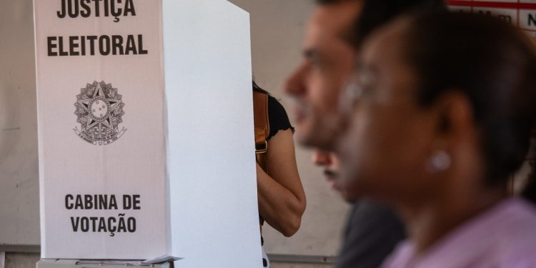 Título de eleitor: prazo para regularização termina nesta quarta-feira