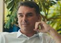 Justiça oficia Google para revelar quem está por trás de ataques a Flávio Bolsonaro