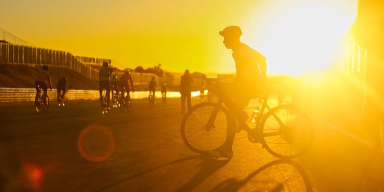 Autódromo de Brasília é reaberto para ciclistas com horário ampliado
