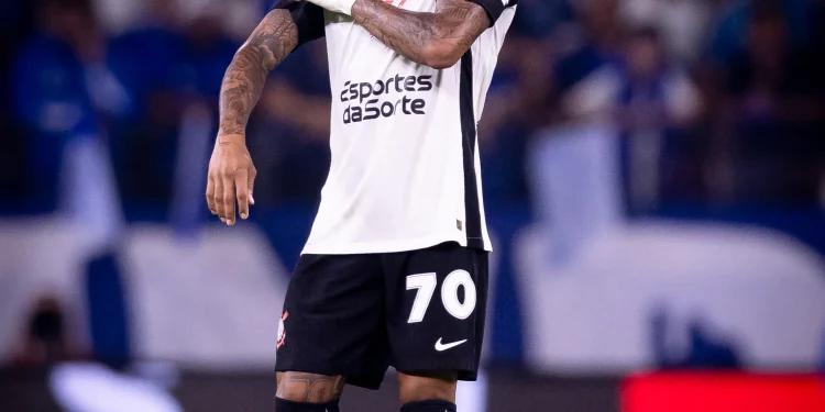 Martínez culpa Dorival por saída e diz que voltaria ao Corinthians “de olhos fechados”