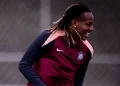 Perto do 100º jogo, Carrillo se reapresenta em reta final de contrato com o Corinthians