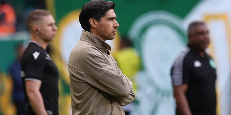 Abel perde opções e pode ter problemas para escalar o Palmeiras contra o Coritiba