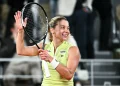 Chwalinska, vinda do qualifying, vence Shnaider e vai à final de Roland Garros