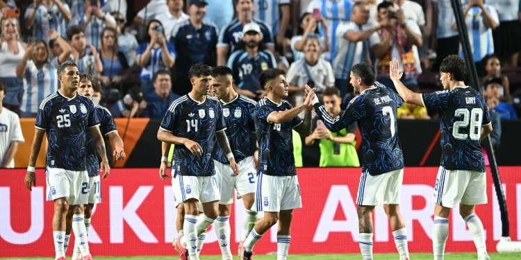 Argentina x Islândia: veja prováveis escalações e onde assistir ao amistoso